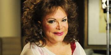 Legjenda e muzikës, Connie Francis, kalon sërish në terapi intensive