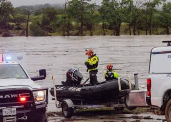 Rritet numri i të vdekurve nga përmbytjet në Teksas, mbi 27 viktima dhe dhjetëra të zhdukur
