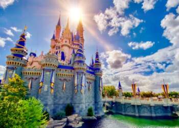 “Clap Box”, Surpriza më e re dhe argëtuese në Disney Parks që po çmend rrjetin