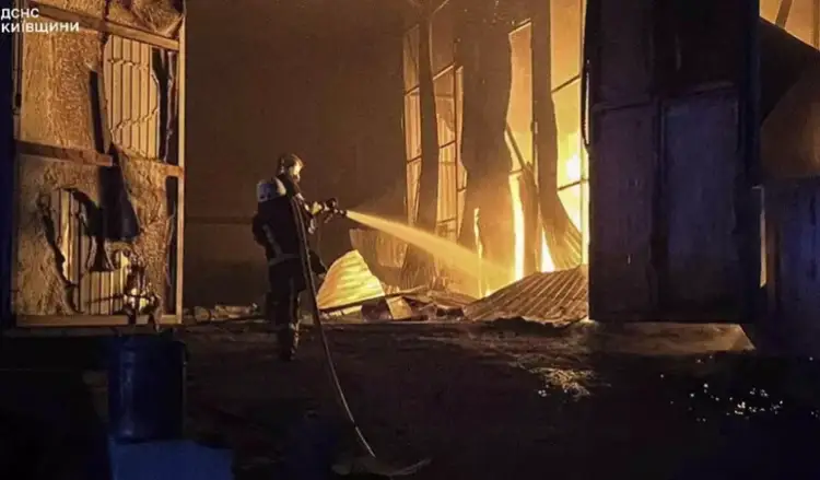 Ukraina nën sulme intensive: 7 civilë humbin jetën, mbi 150 dronë sulmuan gjatë natës