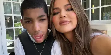 Pse Khloé Kardashian ka “zgjedhur” të jetë kujdestarja kryesore e vëllait të ish-it të saj?