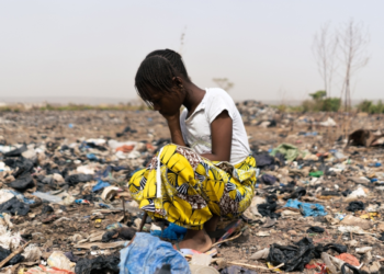 Kontraste tronditëse në Afrikë: 4 miliarderë më të pasur se miliona njerëz