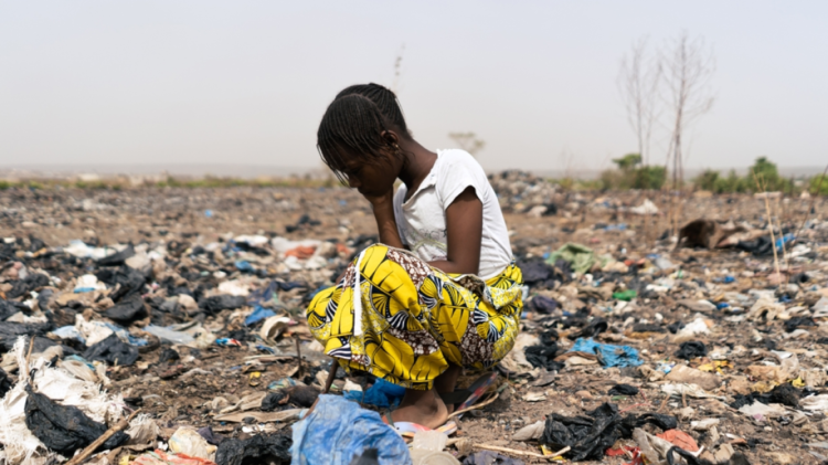 Kontraste tronditëse në Afrikë: 4 miliarderë më të pasur se miliona njerëz