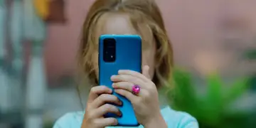 Një hap drejt sigurisë! BE teston aplikacionin për mbrojtjen e të miturve në internet