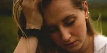 COVID-19 bëri që truri ynë të plaket më shpejt?