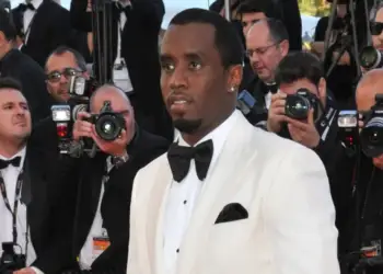 Pak para dënimit, Diddy paraqet një kërkesë urgjente për lirim