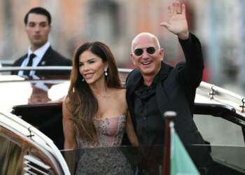 Jeff Bezos dhe Lauren Sanchez, zbulohen detajet e marrëveshjes paramartesore