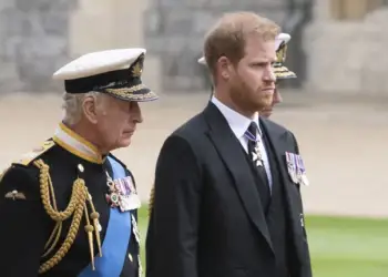 “Takim” sekret i Princ Harry për t’u pajtuar me Mbretin Charles