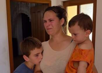 E bija përdhunohet nga i ati, nëna dhe 6 fëmijët përzihen nga shtëpia – Ligji hesht