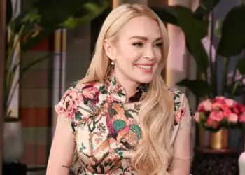 Lindsay Lohan trondit moderatorët me arsyen kryesore pse ajo e do jetën në Dubai