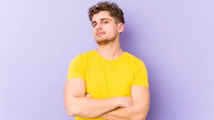 Studimi: Njerëzit që nuk ndihen rehat me gjatësinë e tyre janë xhelozë