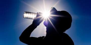 Temperaturat ekstreme pushtojnë vendin/ Si të mbroheni nga vala e të nxehtit