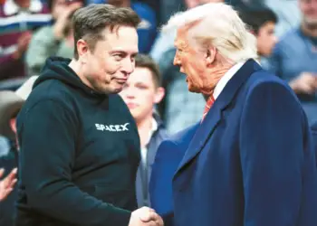 Do themelojë një parti të re, Trump: Musk ka dalë nga binarët