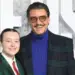 Pse aktori Pedro Pascal i përqafon kaq shpesh kolegët e tij?