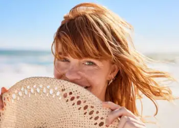 Si ta mbrojmë lëkurën tonë gjatë verës?