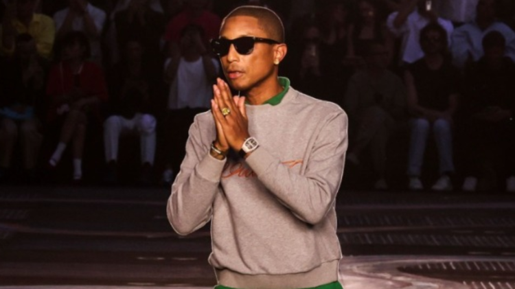 Franca i jep Pharrell Williams një nga nderimet më të mëdha shtetërore