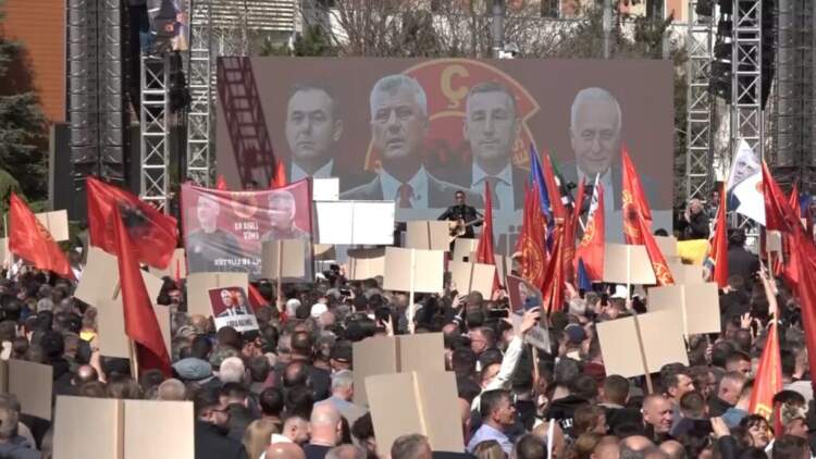 Protestë kundër Gjykatës Speciale në Prishtinë: Po u bëhet padrejtësi luftëtarëve të UÇK-së