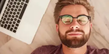 Të ëndërrosh dikë nuk është rastësi: shkenca tregon një konflikt të pazgjidhur me personin tjetër