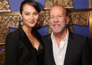 “Truri po e lë ngadalë”: Gruaja e Bruce Willis flet mes lotësh për betejën me demencën