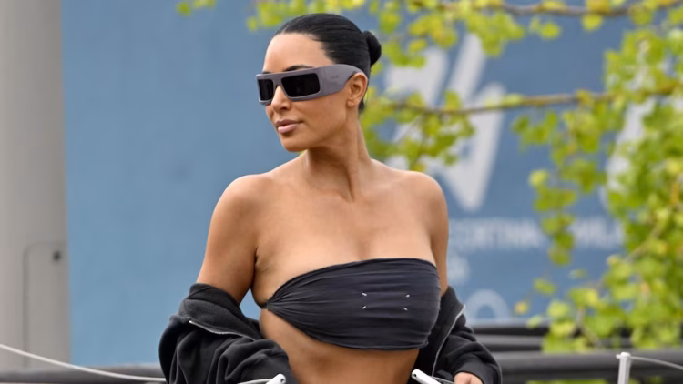 Kim Kardashian udhëton për në Meksikë për trajtim: Ja pse nuk mundi të bënte terapinë me qeliza staminale në SHBA