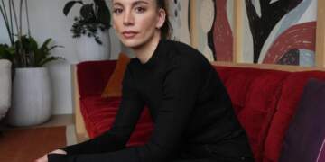 1 miliard? Jo, faleminderit! Ekipi i Mira Muratit zgjedh besnikërinë