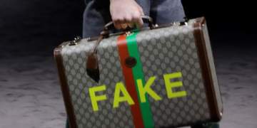 Veshjet imitim të firmave luksoze ndalohen në Shqipëri: Ligji i ri i jep fund tregut “fake firmato”