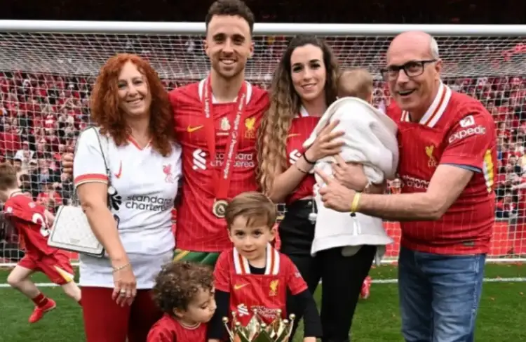 Familja e Diogo Jotës pritet në Anfield për herë të parë që pas tragjedisë