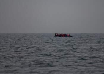 Tragjedi në brigjet e Jemenit: Mbytja e një anijeje lë pas të paktën 27 të vdekur dhe mbi 100 të zhdukur