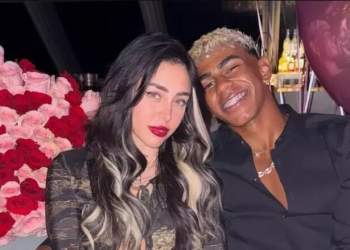 Lamine Yamal zyrtarizon romancën me Nicki Nicole