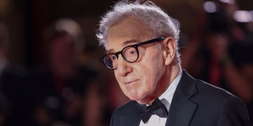 ‘Një turp’: Woody Allen përballet me kritika të ashpra për pjesëmarrjen në Javën Ndërkombëtare të Filmit në Moskë