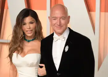 Bezos dhe Sanchez kërkojnë 190,000 dollarë nga vëllai i saj, beteja ligjore disavjeçare