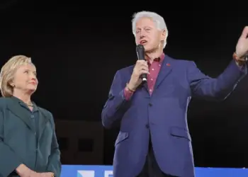 Çështja Epstein rihapet: Thirrje në gjyq për çiftin Clinton nga Kongresi amerikan