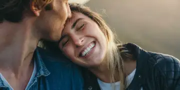 Pesë zakone të fundjavës që forcojnë lidhjen e çifteve të lumtura