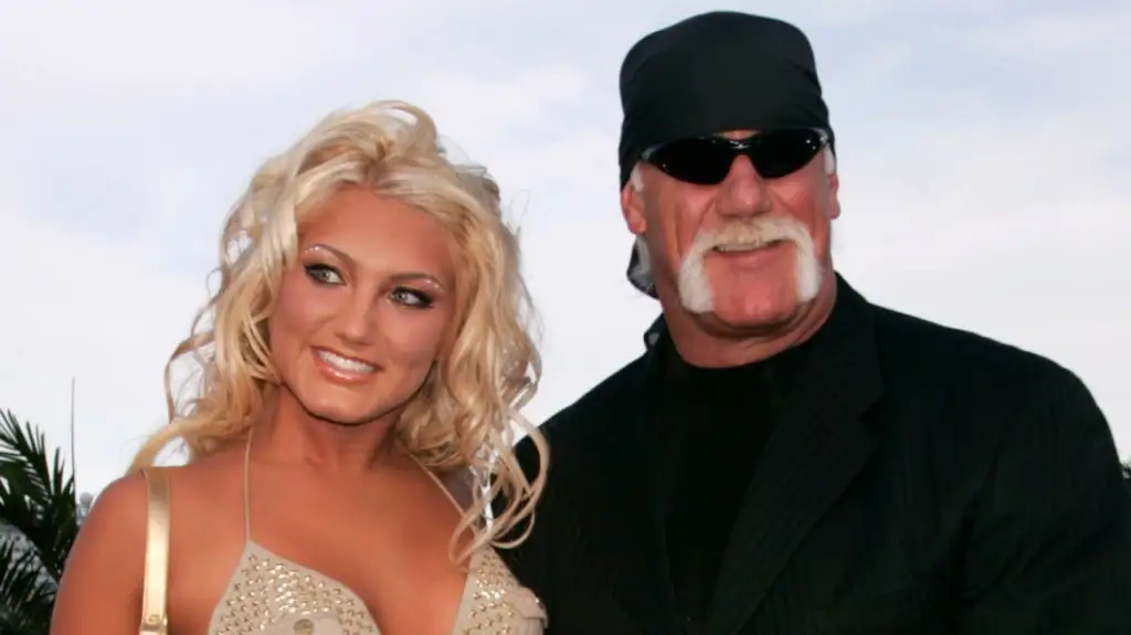Vajza e Hulk Hogan zbulon se do të qëndrojë në një hotel pasi u hoq nga testamenti