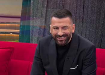 ‘Më ka prekur kordat zanore’/ Kelly tregon arsyen e shkëputjes nga muzika, zbulon problemin serioz shëndetësor