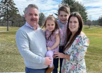 Tragjedi familjare në SHBA: Gruaja vret bashkëshortin e sëmurë dhe dy fëmijët, më pas vret veten