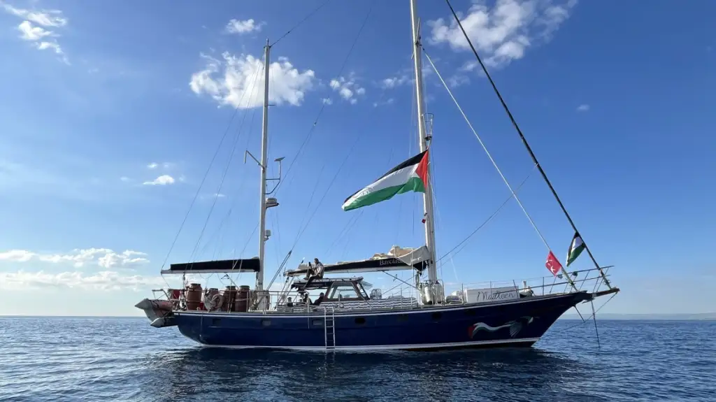 Flotilja me Greta Thunberg niset nga Barcelona për të thyer bllokadën e Gazës