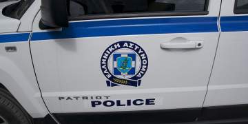 “E pashë babin duke therur mamin me thikë”, shqiptari vret gruan në Greqi, lë jetimë katër fëmijë të mitur