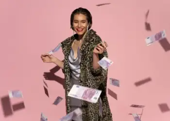 Çfarë është “spaving” dhe si mund t’ju çojë në konsum të tepërt