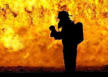 Shqipëria në flakë / 29 vatra ende aktive, përfshihet edhe aviacioni ndërkombëtar