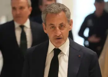 Ish-presidenti francez Sarkozy shpallet fajtor për konspiracion kriminal në një rast financimi të paligjshëm