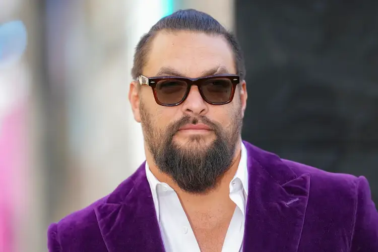 “Trupi im u dorëzua”/ Jason Momoa rrëfen momentin tronditës: Gati sa nuk u mbyta