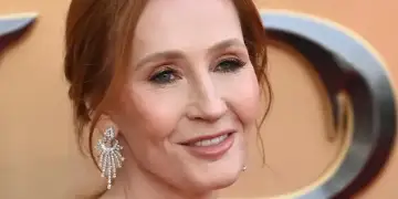 Deklaratë e fortë nga Rowling për Watson: S’ka përvojë në jetë, nuk e di sa injorante është