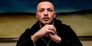 Çfarë ndodhi? Azet i thotë lamtumirë muzikës për një periudhë kohe