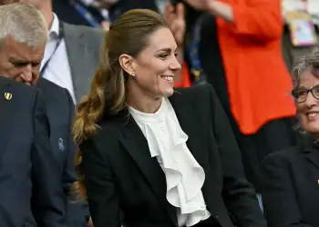 FOTO/ Kate Middleton surprizon sërish me ngjyrën e flokëve, pas eksperimentit si bionde!