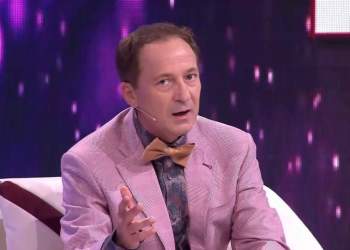 “Torollaqja e televizioneve”/ Reagimi i fortë i Arjan Konomit për Albana Osmanin