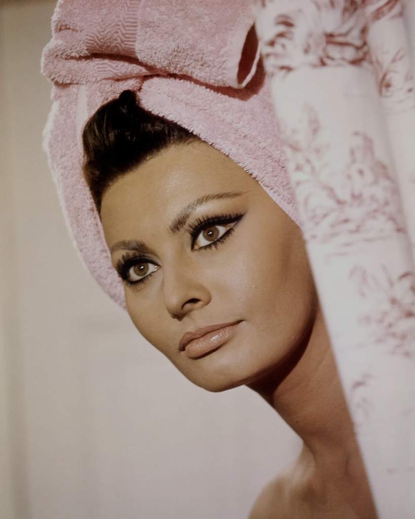 Sophia Loren, 91 vjet jetë dhe karrierë të jashtëzakonshme