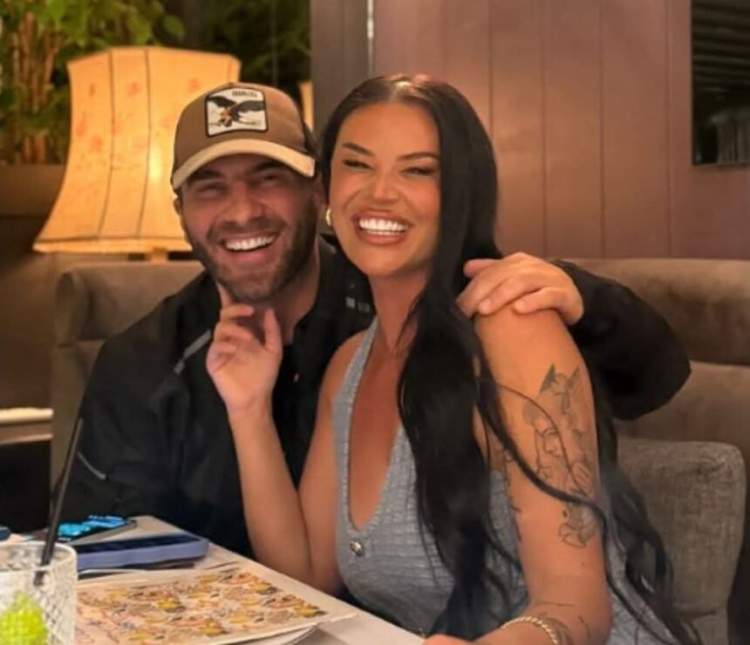 Merr fund romanca mes Santianës dhe Patris Berishës?