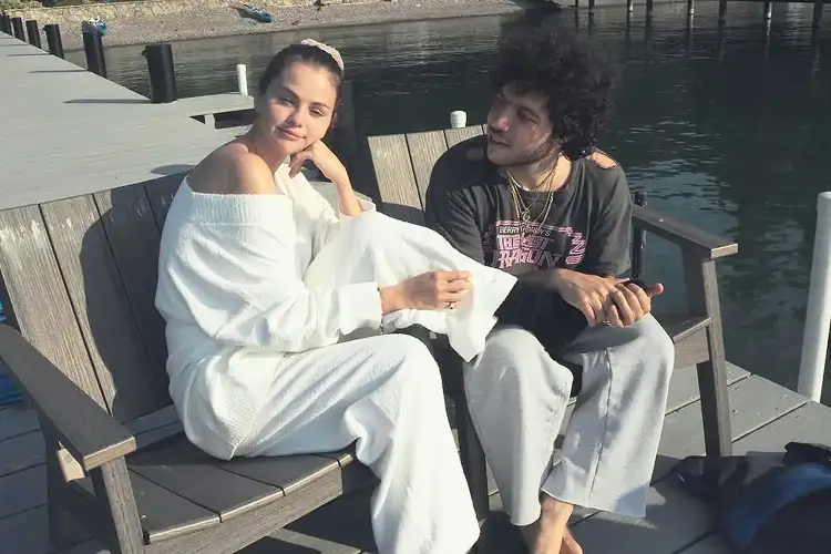 Pushime romantike për Selena Gomez dhe Benny Blanco para martesës?