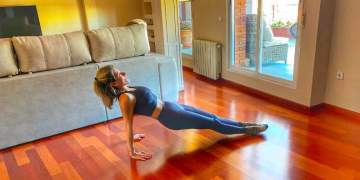 Filloni ditën me energji: Stërvitja perfekte për mëngjes